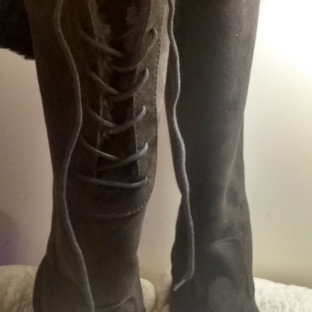 boots - Picture 3 of 6